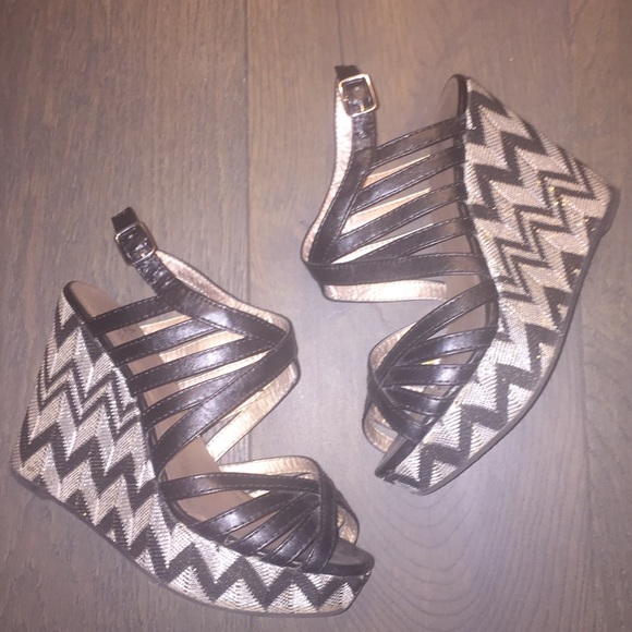BKE Shoes - BKE Mischa black and silver wedge size 6.5
